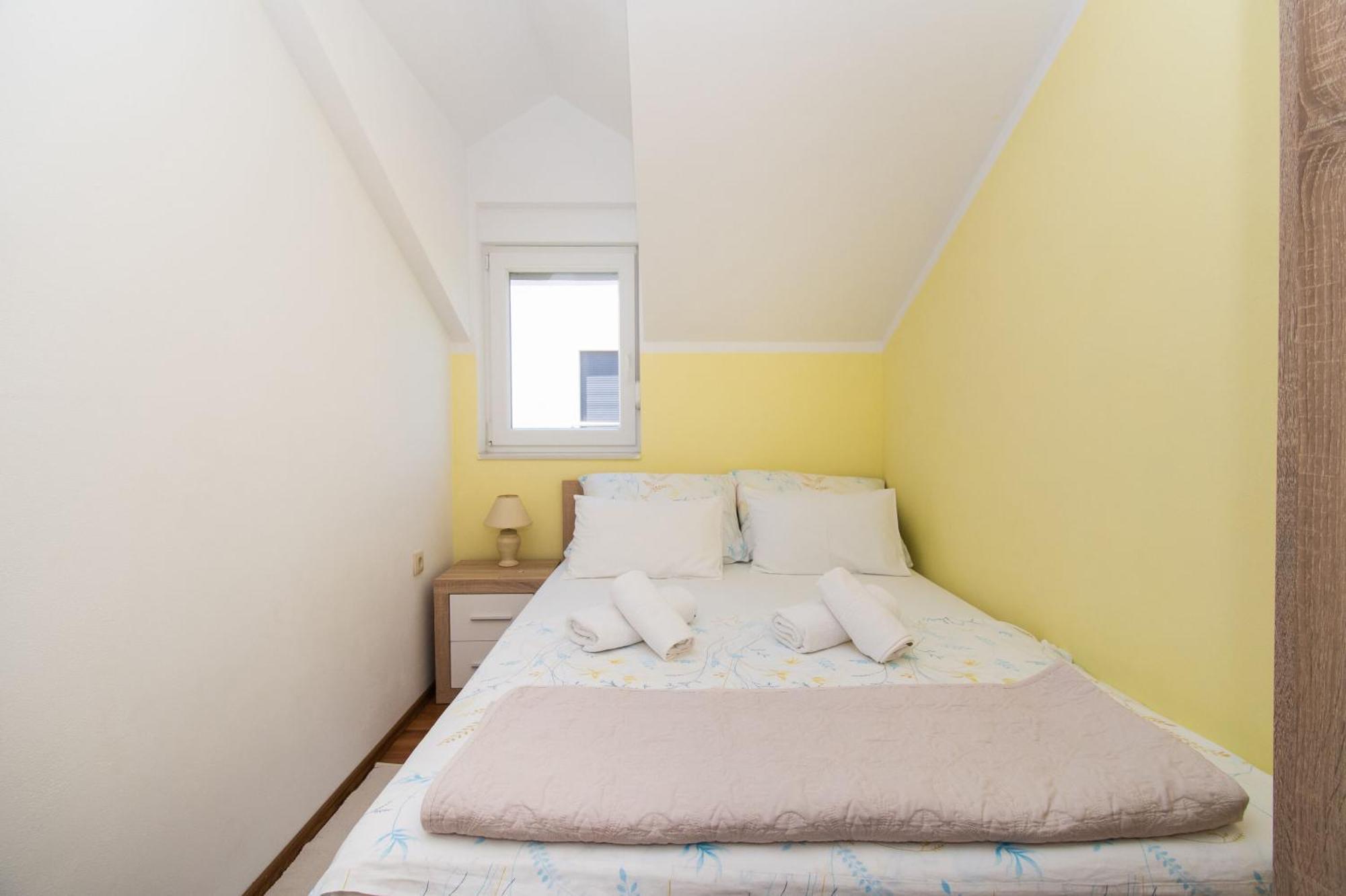 Apartment Ninic Srima Dış mekan fotoğraf