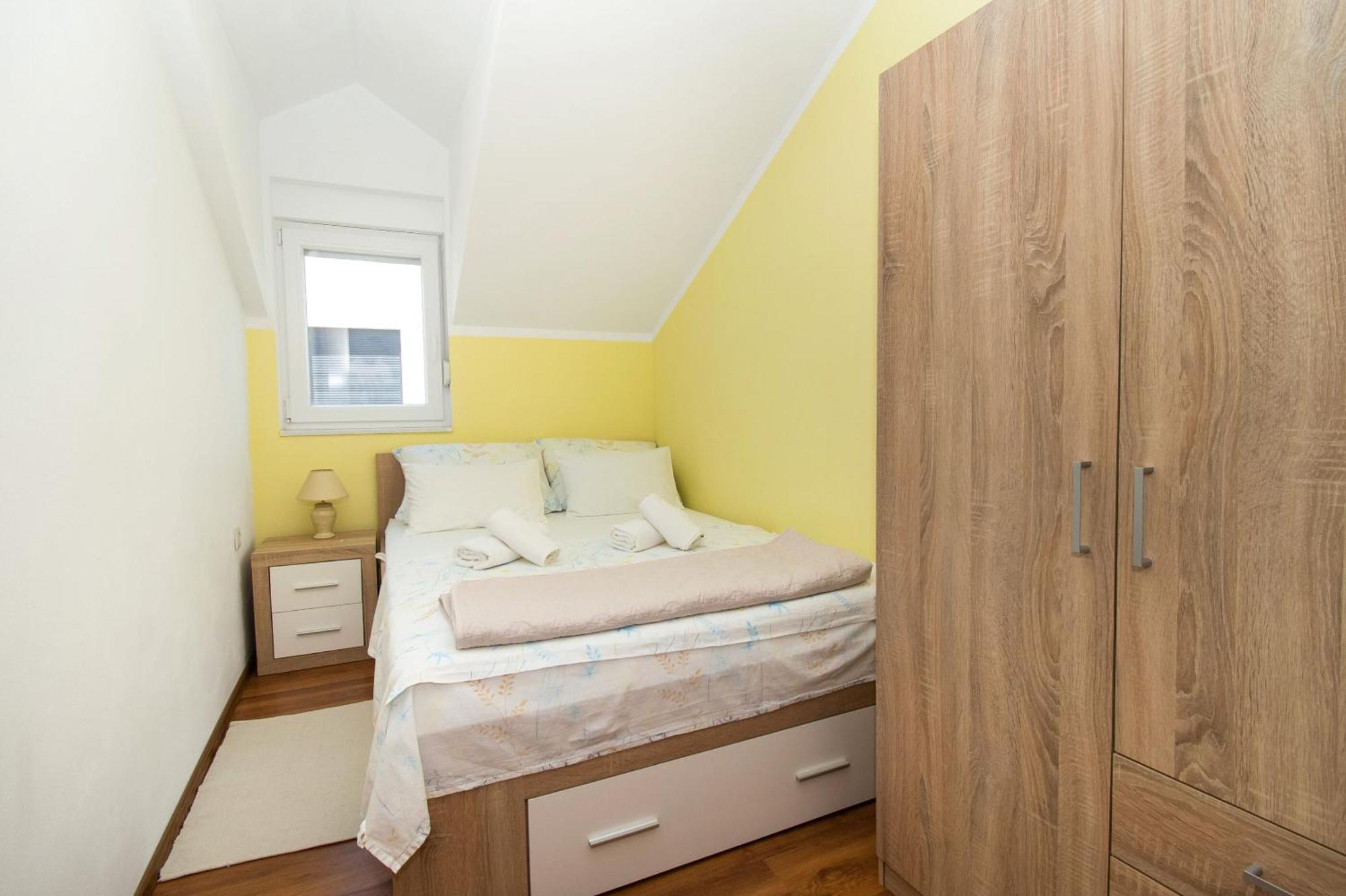 Apartment Ninic Srima Dış mekan fotoğraf