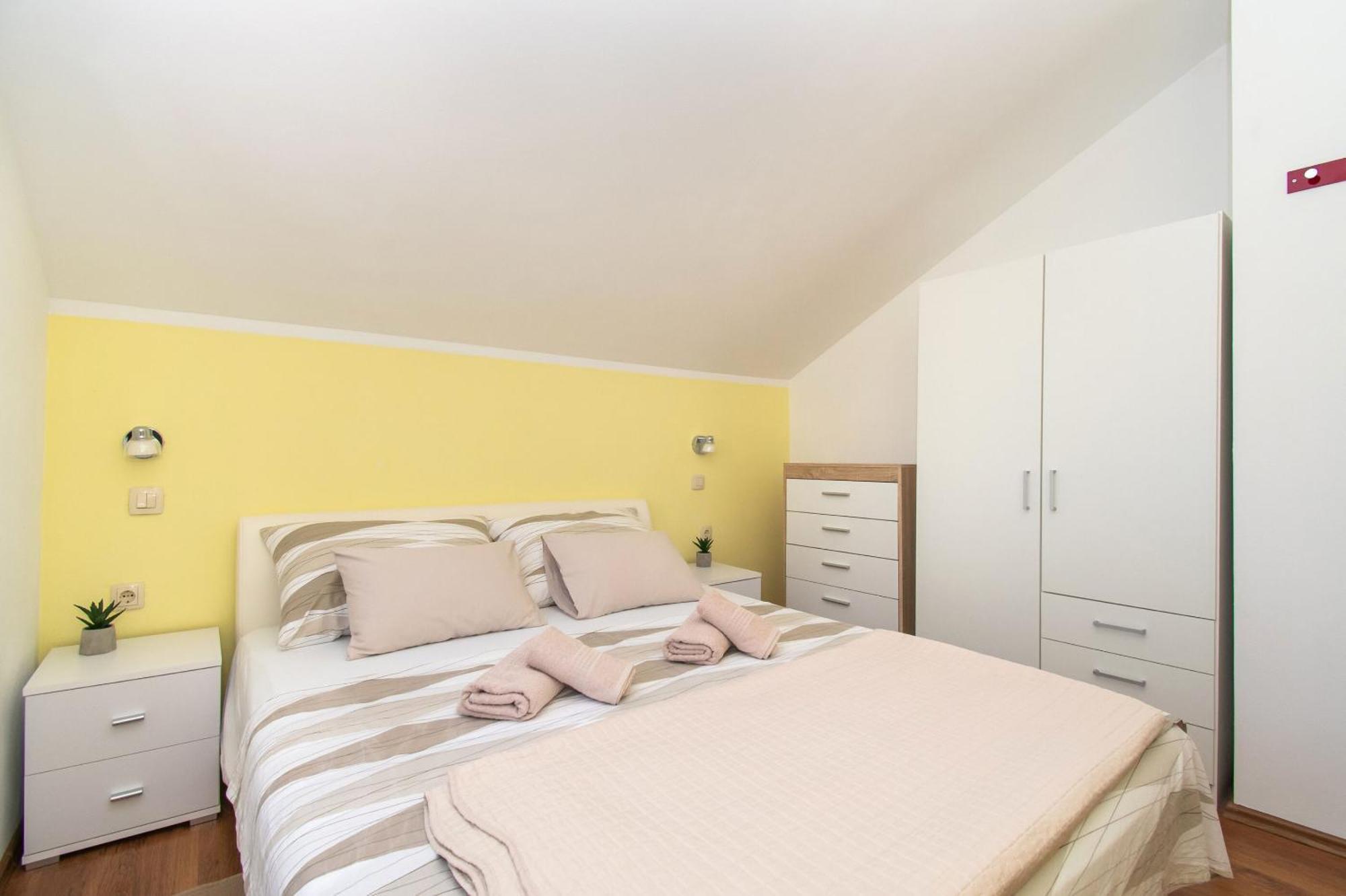 Apartment Ninic Srima Dış mekan fotoğraf