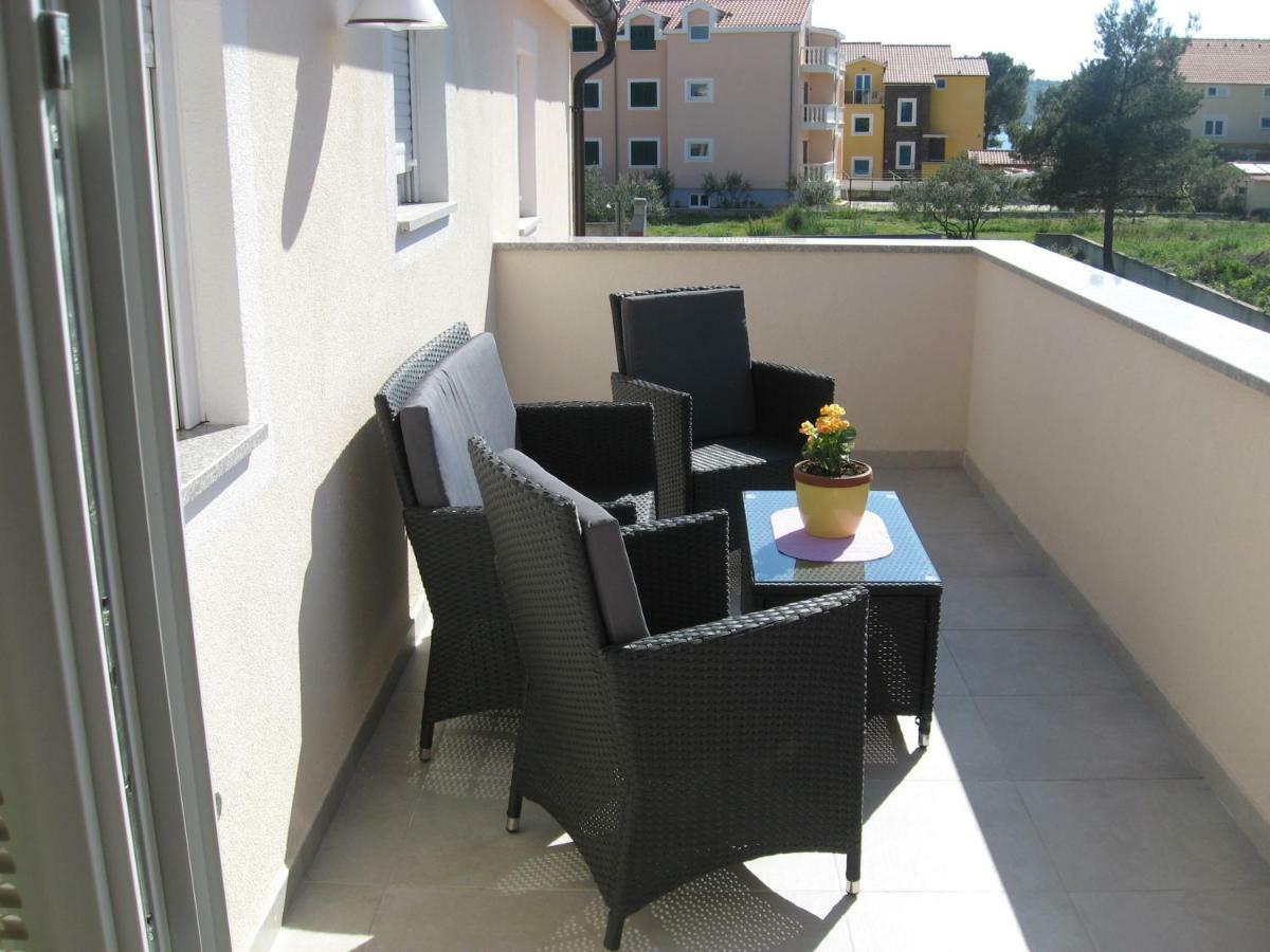 Apartment Ninic Srima Dış mekan fotoğraf