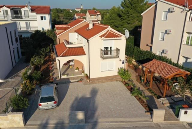 Apartment Ninic Srima Dış mekan fotoğraf